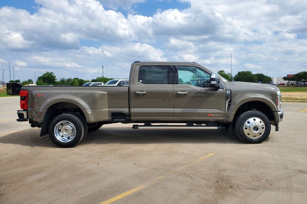 2026 Ford F-450SD DRW