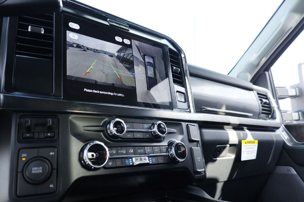 2026 Ford F-450SD Lariat DRW