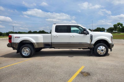 2026 Ford F-450SD Platinum DRW