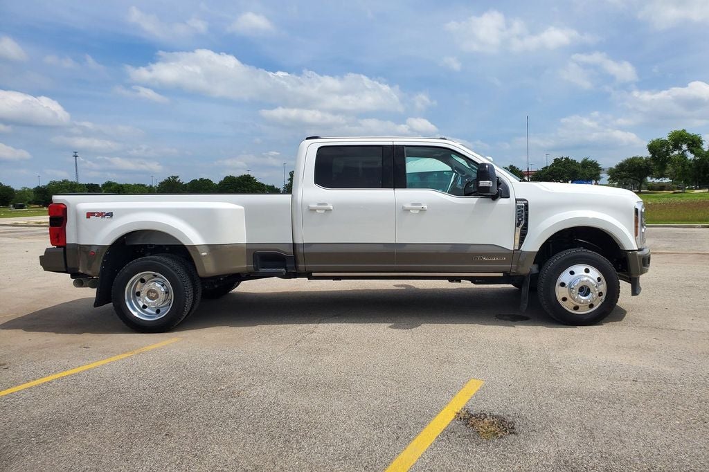2026 Ford F-450SD Platinum DRW