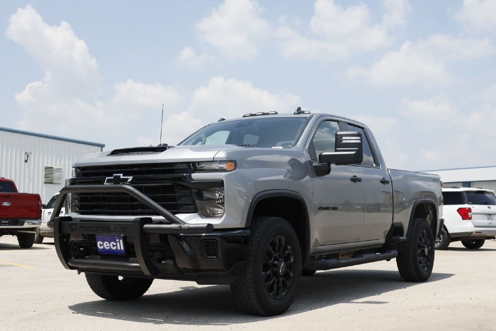 2026 Chevrolet Silverado 2500HD Custom