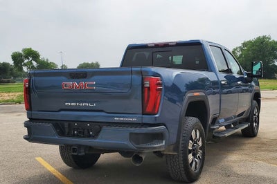 2024 GMC Sierra 2500HD Denali