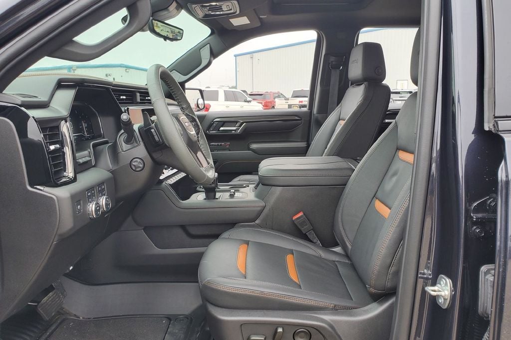 2025 GMC Sierra 1500 AT4