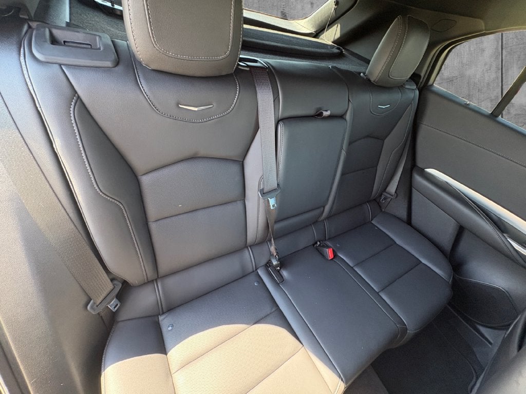 2022 Cadillac XT4 Premium Luxury