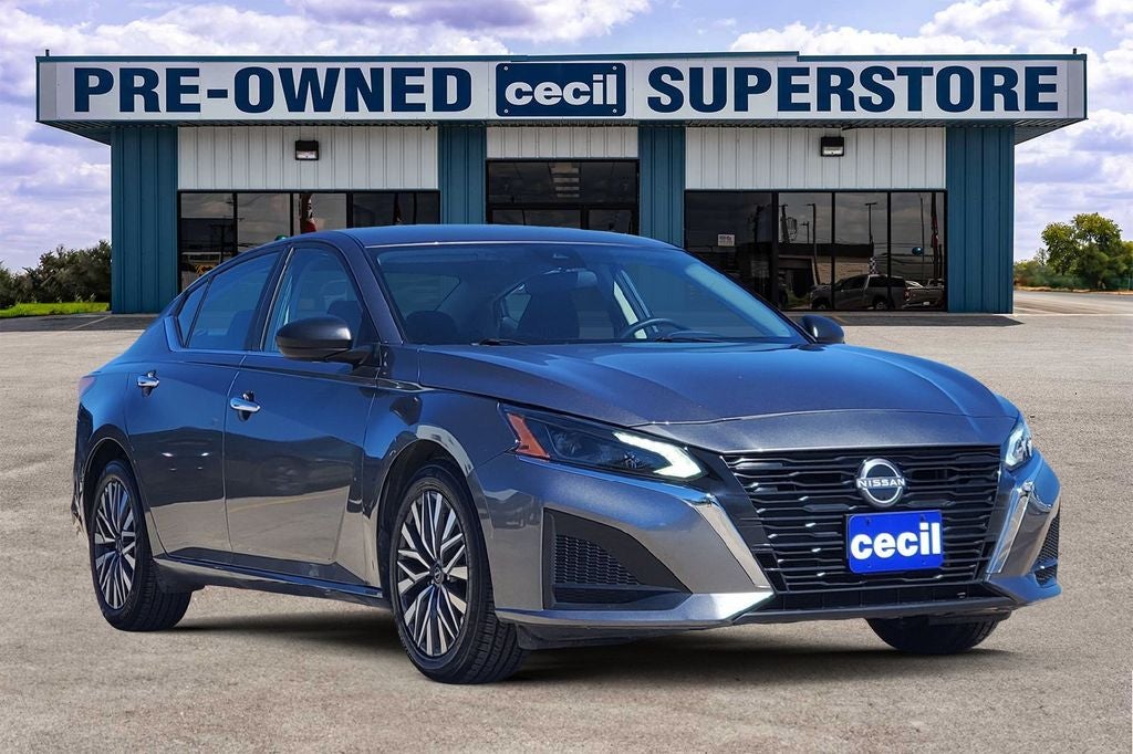 2025 Nissan Altima SV