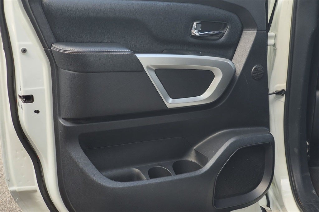 2017 Nissan Titan PRO-4X