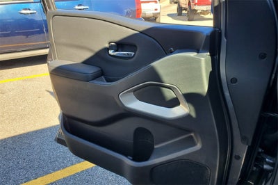 2024 Nissan Frontier SV