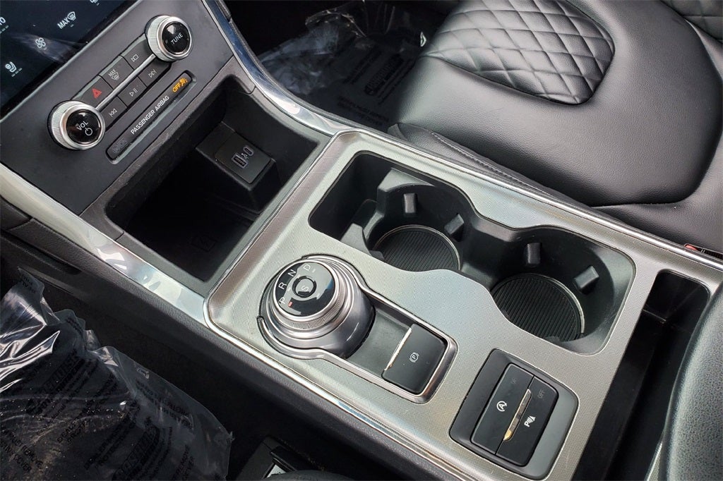 2023 Ford Edge Titanium