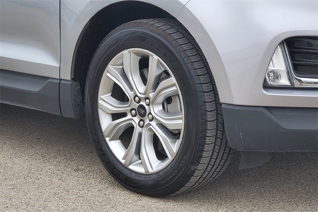 2023 Ford Edge Titanium