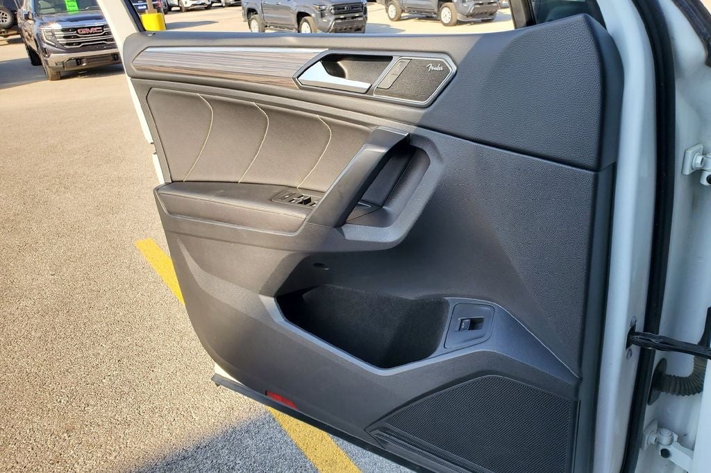 2022 Volkswagen Tiguan 2.0T SEL R-Line