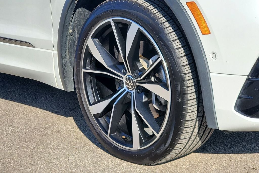 2022 Volkswagen Tiguan 2.0T SEL R-Line