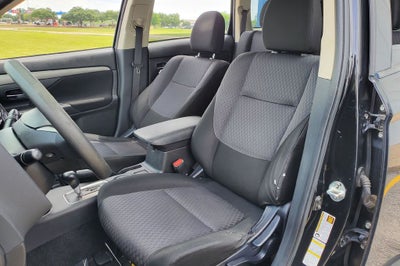 2014 Mitsubishi Outlander ES