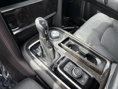2024 INFINITI QX80 LUXE