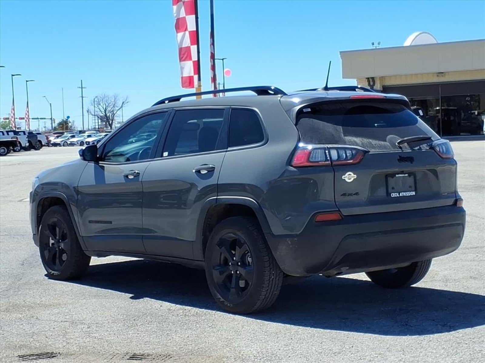 2023 Jeep Cherokee Altitude Lux