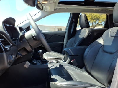 2023 Jeep Cherokee Altitude Lux