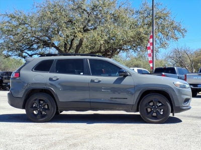 2023 Jeep Cherokee Altitude Lux