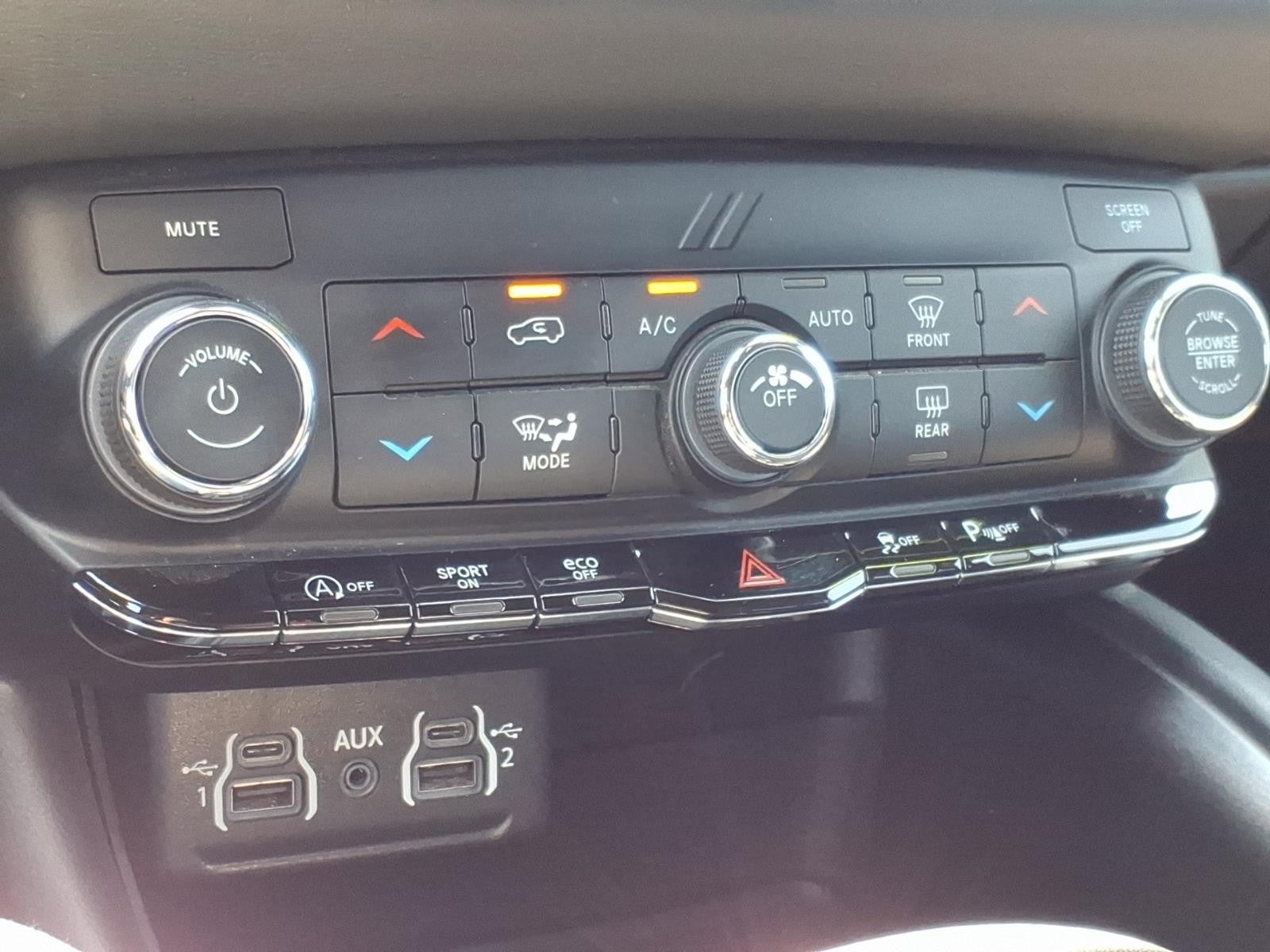 2023 Dodge Durango SXT Launch Edition