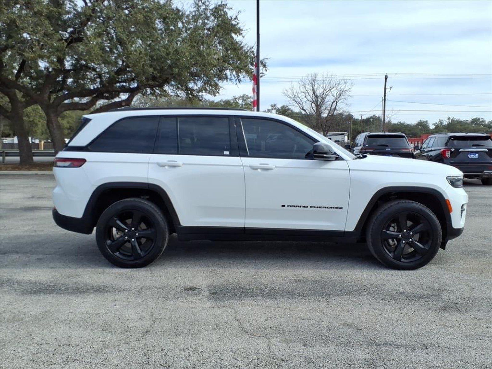 2023 Jeep Grand Cherokee Altitude