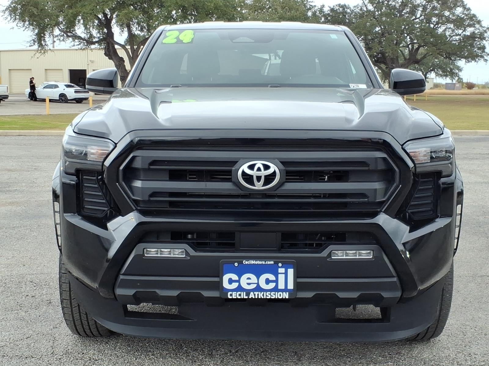 2024 Toyota Tacoma 4WD SR5