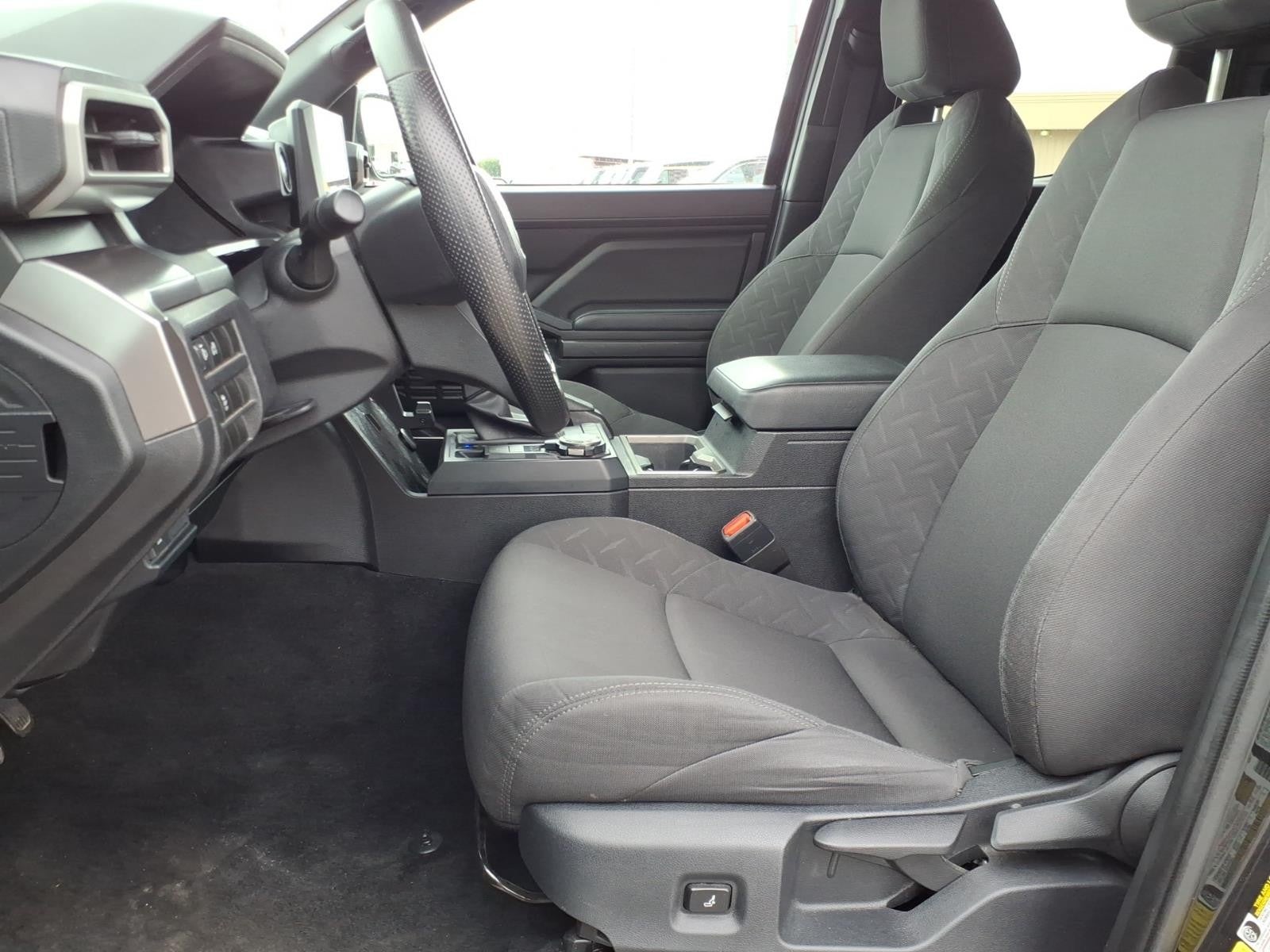 2024 Toyota Tacoma 4WD SR5