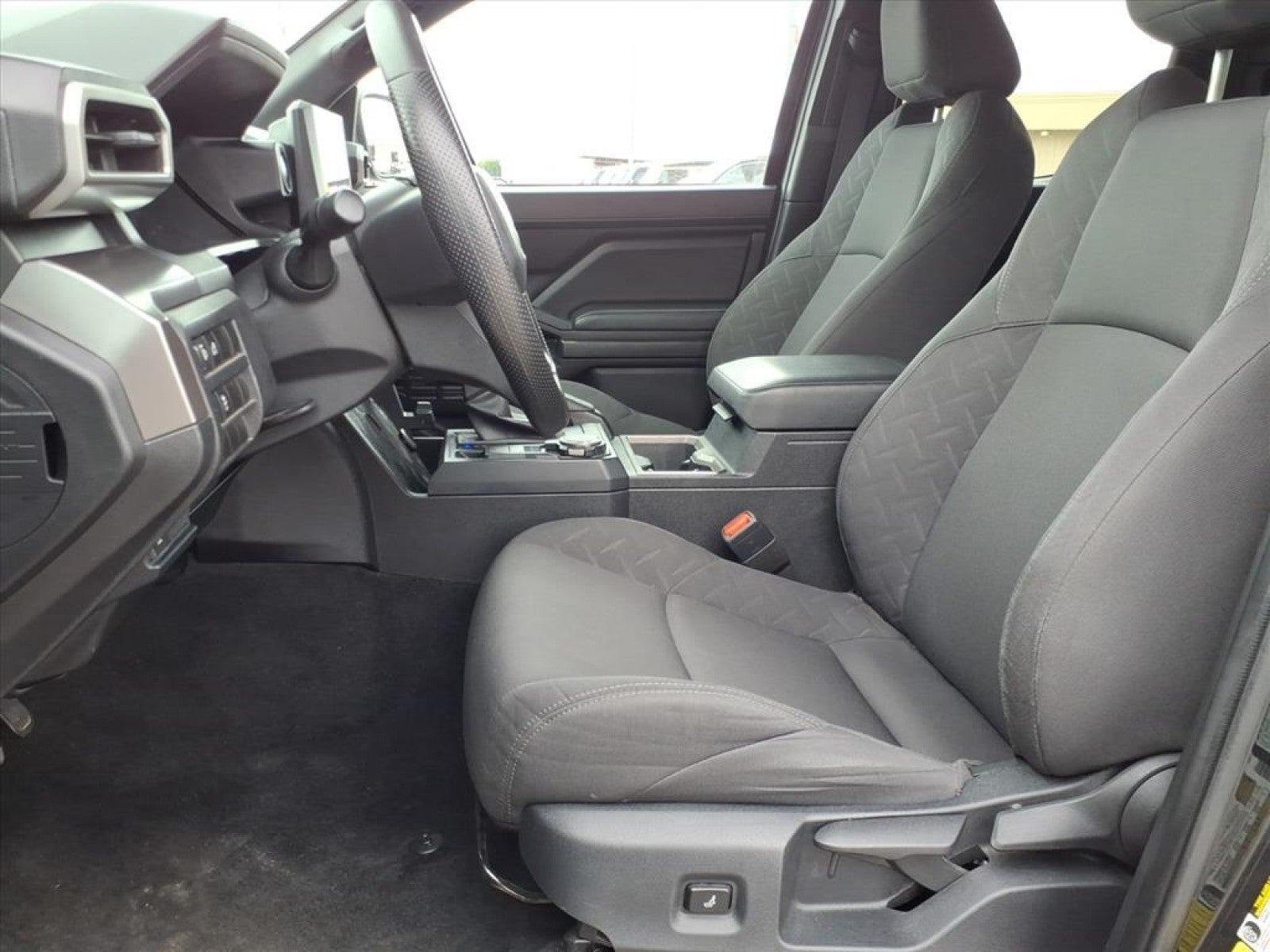 2024 Toyota Tacoma 4WD SR5