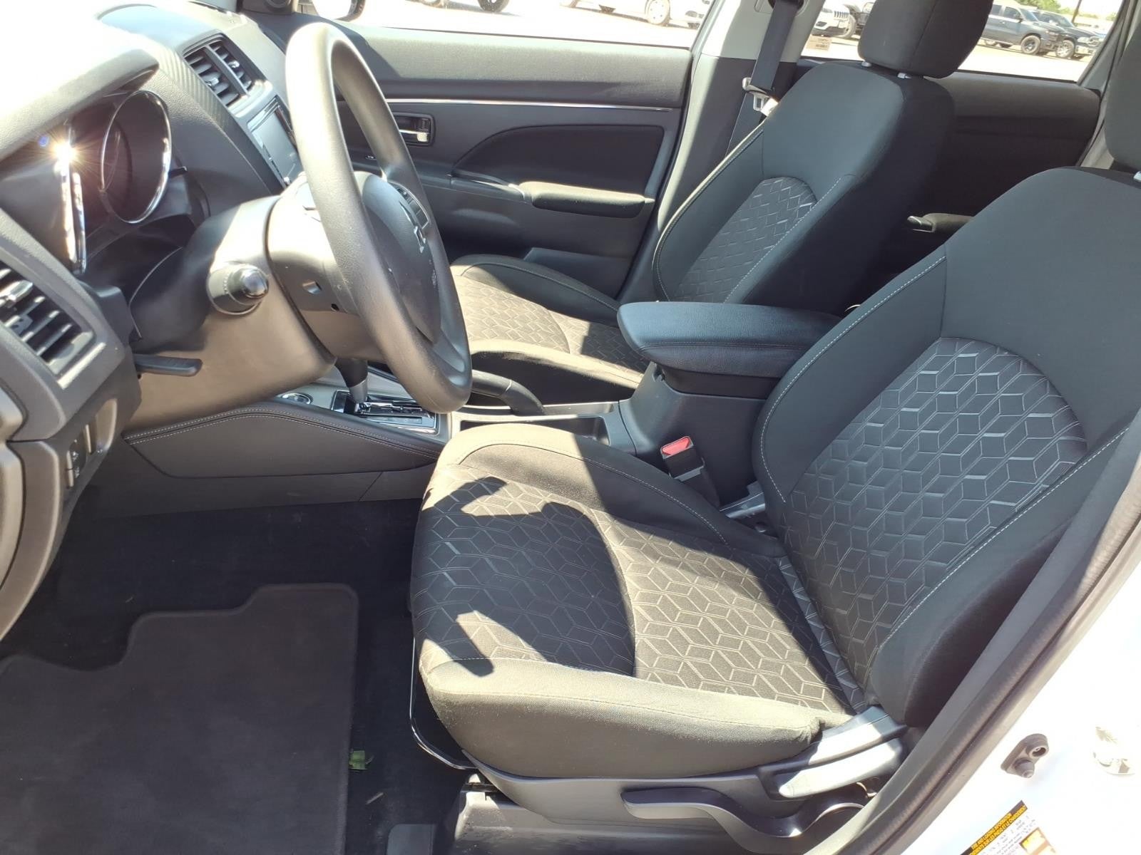 2024 Mitsubishi Outlander Sport ES
