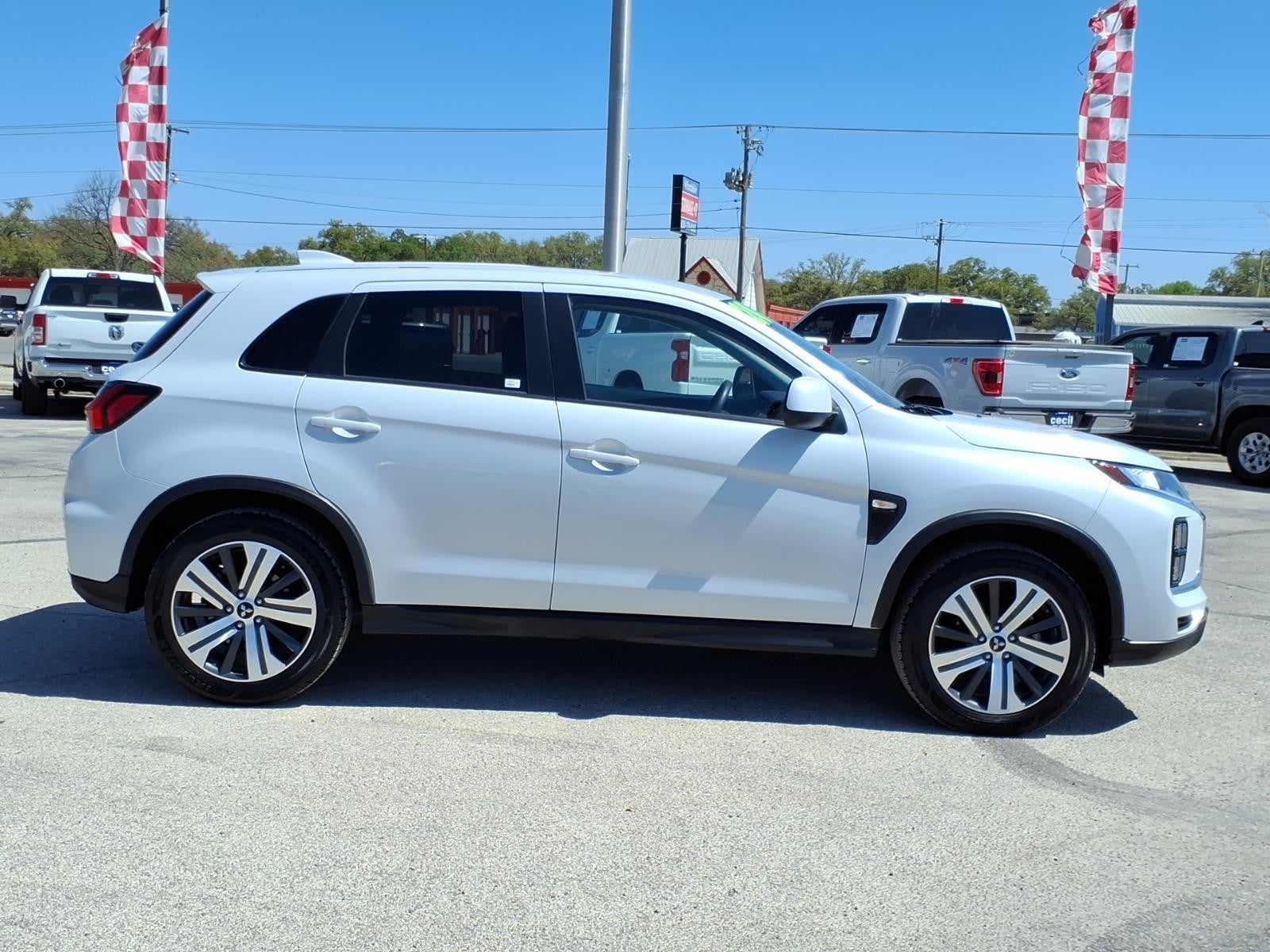 Used 2024 Mitsubishi Outlander Sport ES with VIN JA4ARUAU2RU007941 for sale in Hondo, TX
